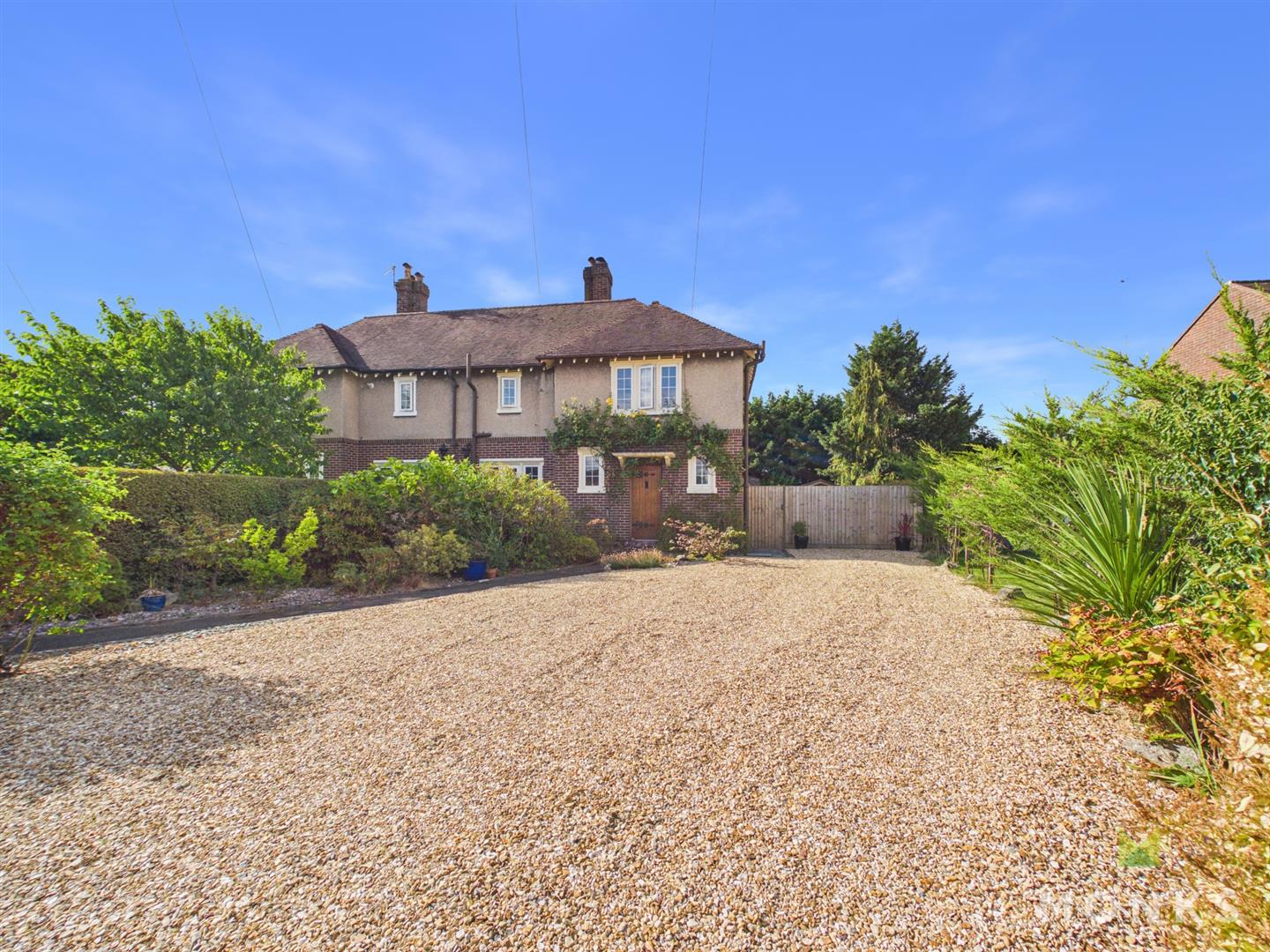23 Harlescott Crescent, Shrewsbury, SY1 3AU For Sale